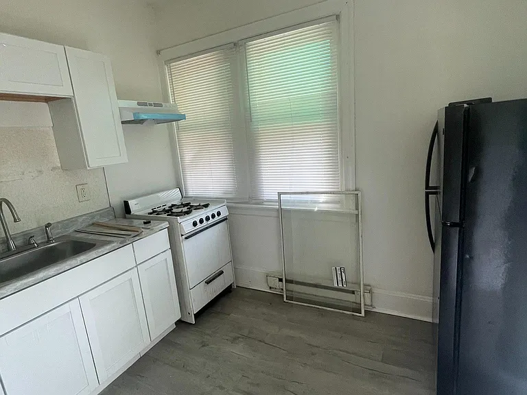 1550 Ruan St — Photo 14