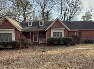 2 Forrest Cv, Forrest City, AR 72335