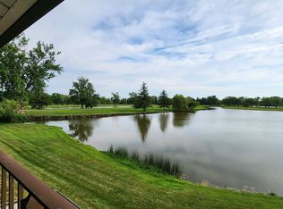 2594 E Sun Valley Dr APT 204, Pt Clinton, OH 43452