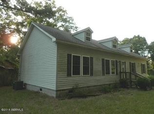 37 Beeburst Rd, Beaufort, SC 29906