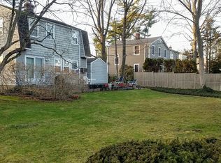 184 Hillturn Ln, Roslyn Heights, NY 11577