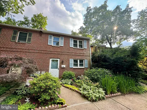 930 Dogwood Ln, Collegeville, PA 19426