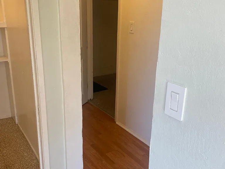 162 Santa Fe Ave #G — Photo 11