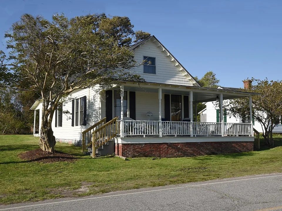 Courthouse Rd