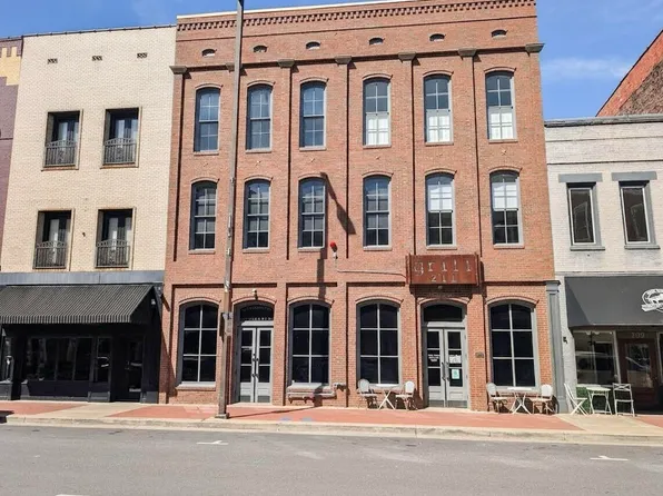 211 Broadway St #D, Paducah, KY 42001