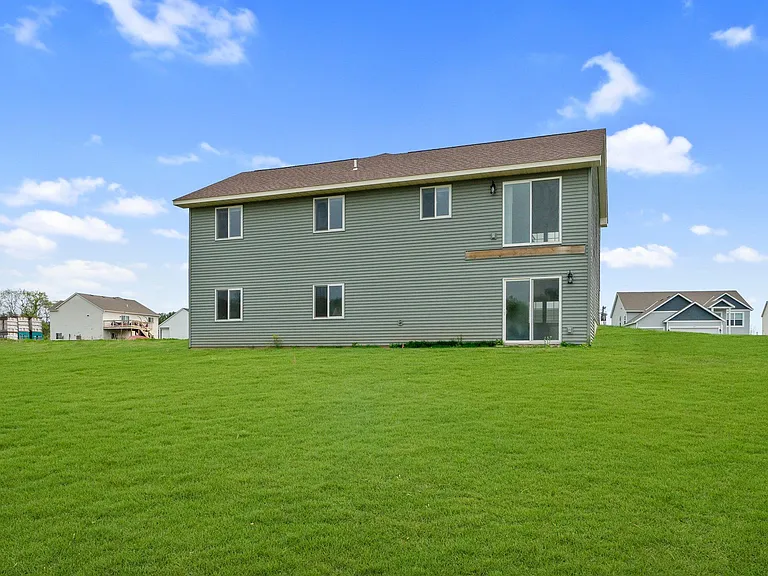 335 Cypress St — Photo 2