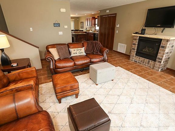4th image of 342 Benit Dr Unit 14