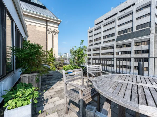 305 Second Avenue image 25 of 32