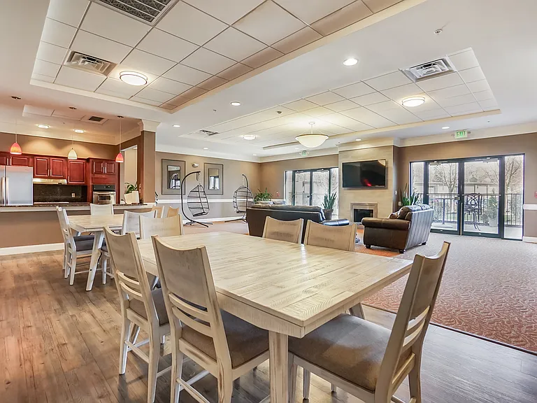 North River Apartments — Photo 10