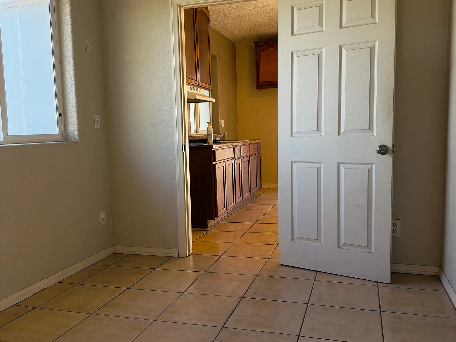 17374 Trinity Dr — Photo 4