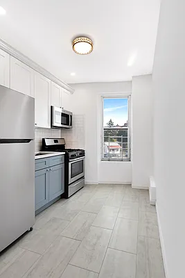 Rented by Douglas Elliman | media 4