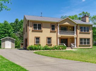 8 Darmstadter Rd, Bloomingburg, NY 12721