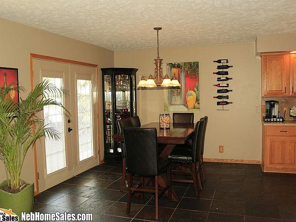 3rd image of 4401 Red Deer Dr