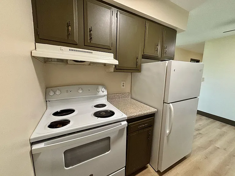 Breckenridge Davenport Apartments — Photo 113