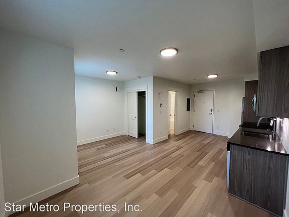 4th image of 6280 N Montana Ave #205