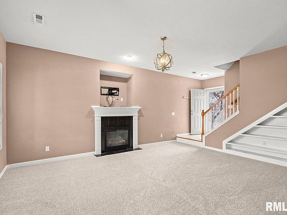 5th image of 11217 Oakwood Dr #68