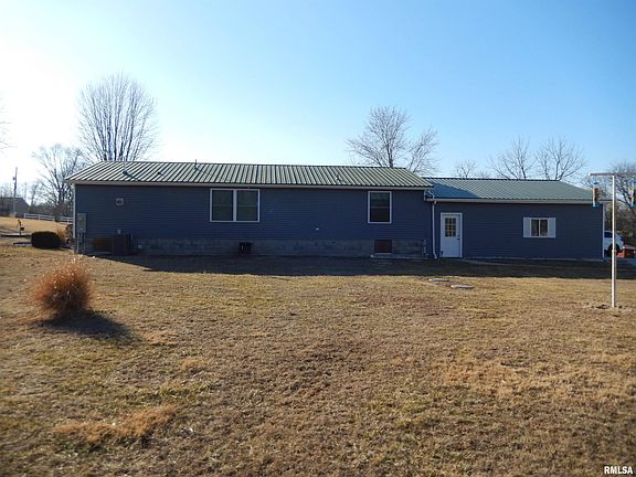 5th image of 404 N Hun St