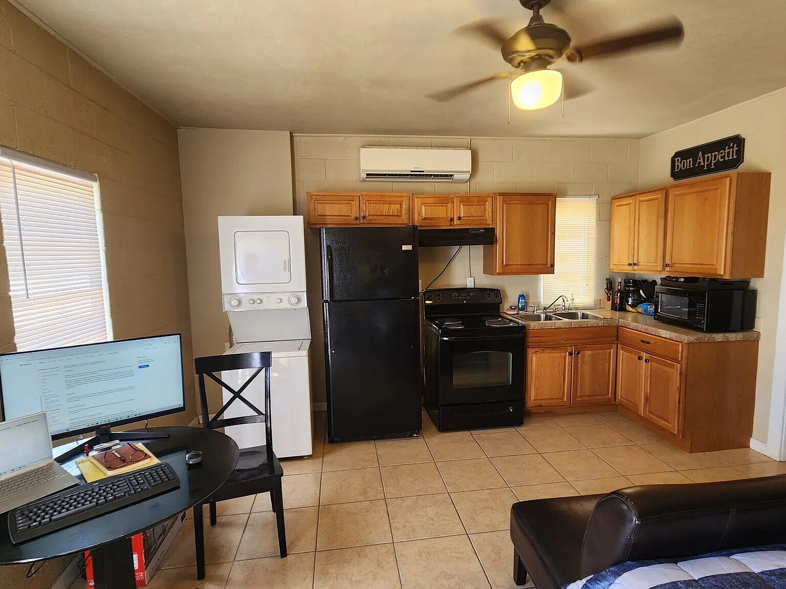 1 bed, 2500 sqft, $4,600 — Photo 3