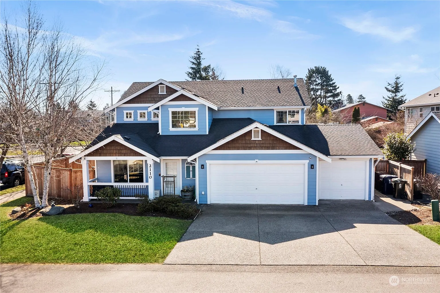 2110 65th Avenue NE photo 1