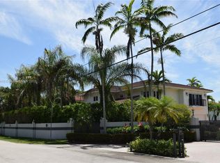 7115 SW 69th Ct, Miami, FL 33143