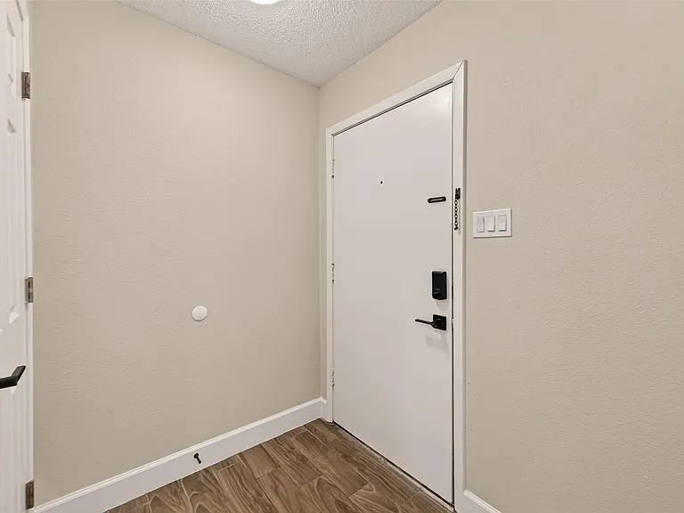 7714 Renwick Dr #M68 — Photo 19