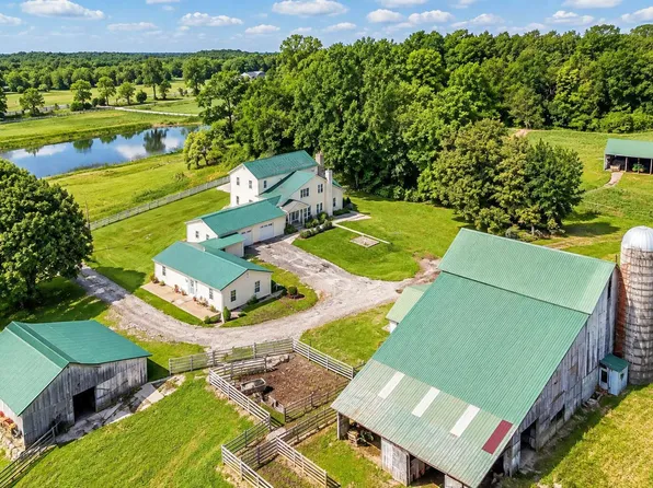 1053 Zion Rd SE, Lancaster, OH 43130