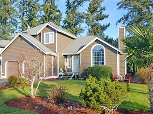26234 Montera Loop NE, Kingston, WA 98346