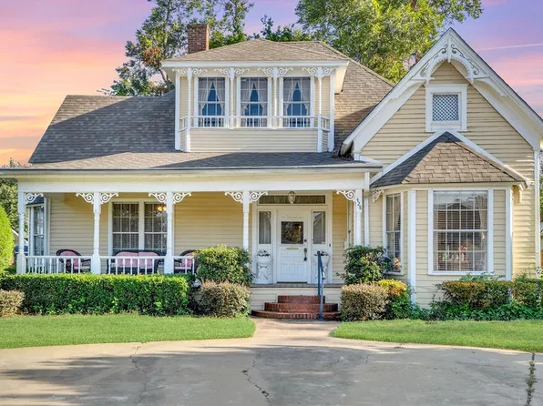 428 College St, Sulphur Springs, TX 75482