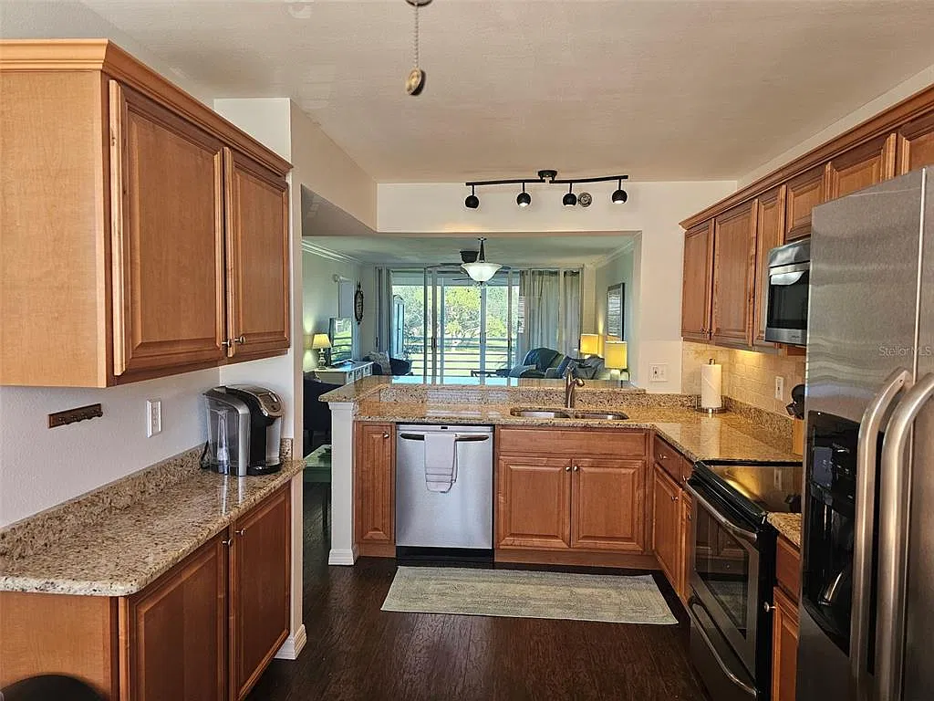 1 bed, 2.0 bath, 1106 sqft, $2,300 — Photo 4
