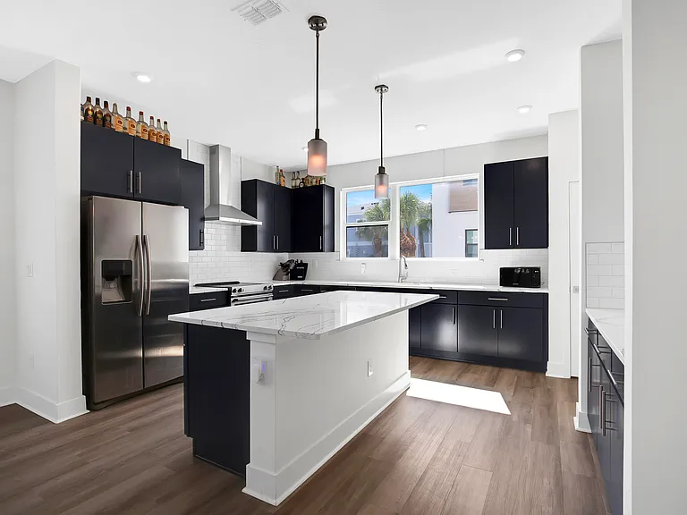 2506 W Cleveland St #9 — Photo 12