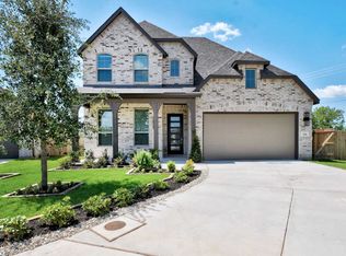 124 Chinkapin Oak, Castroville, TX 78009