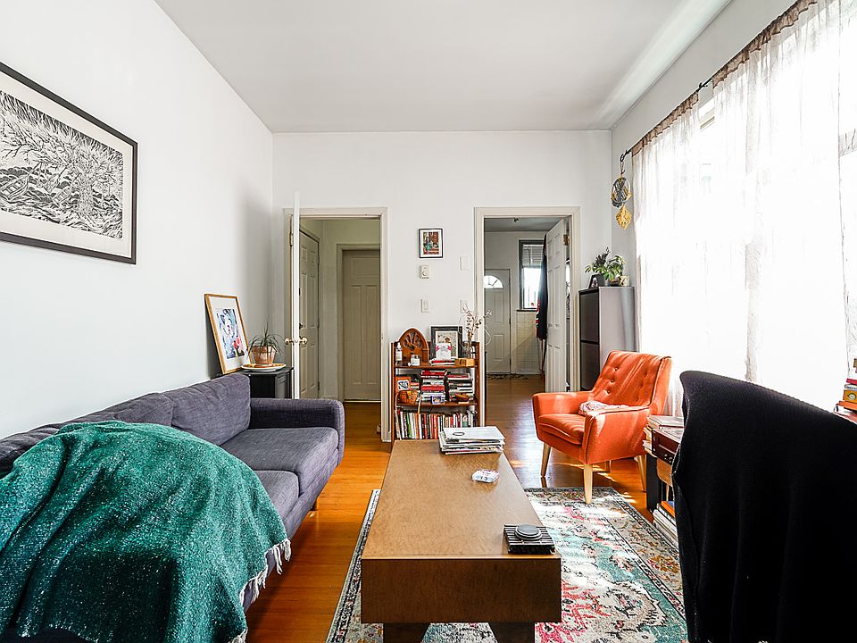 1st image of 3744 Main St #2