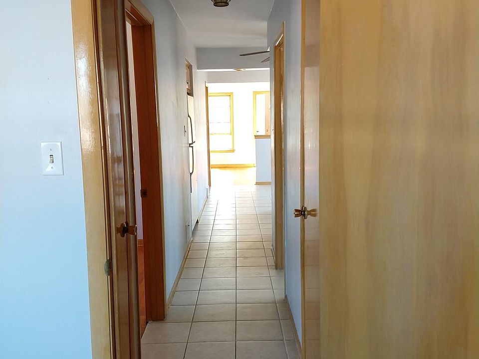 2nd image of 11316 S Troy St