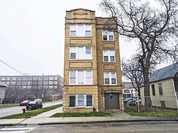 1115 S Karlov Apartments Chicago Exterior_7
