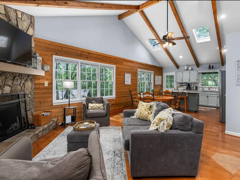 54 Buckskull Ct