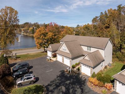 102 Waters Edge Dr, Weaverville, NC, 28787
