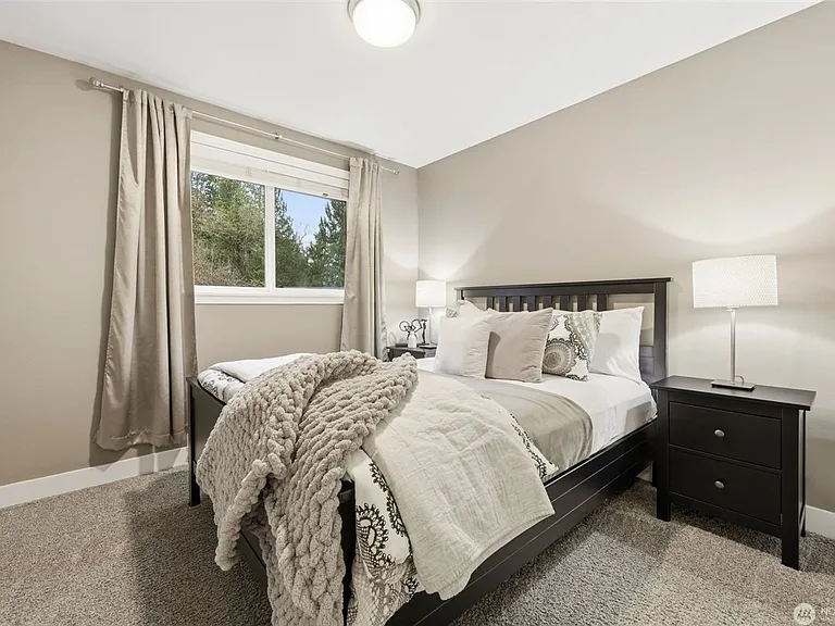 27032 NE Dorothy St — Photo 16