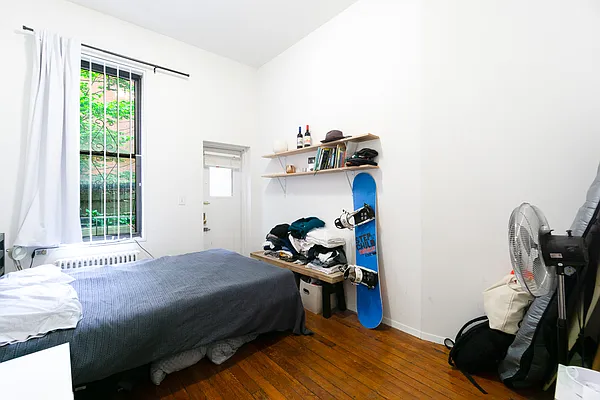 Rented by City Connections Realty | media 44