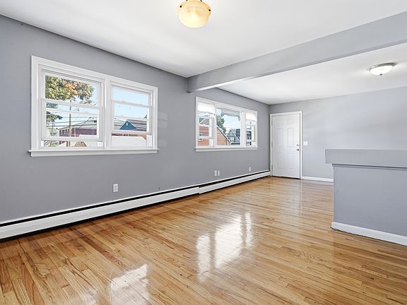4th image of 9 Allen St