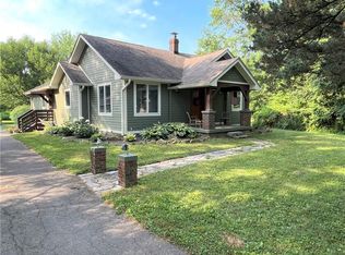 7355 W Goeller Rd, Columbus, IN 47201