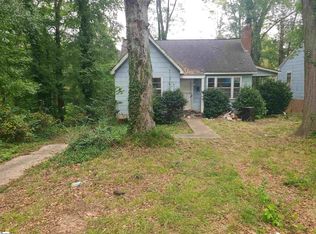 128 Lasalle Ct, Spartanburg, SC 29306