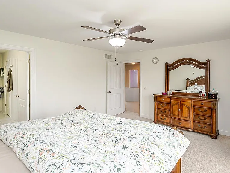 14825 Saddle Horn Dr — Photo 46