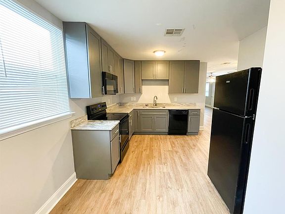 3rd image of 4536 Urquhart St #4536