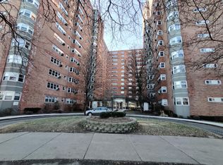 4980 N Marine Dr APT 937, Chicago, IL 60640