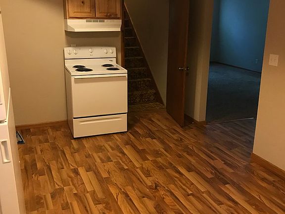 2nd image of 904 N 13th St #2