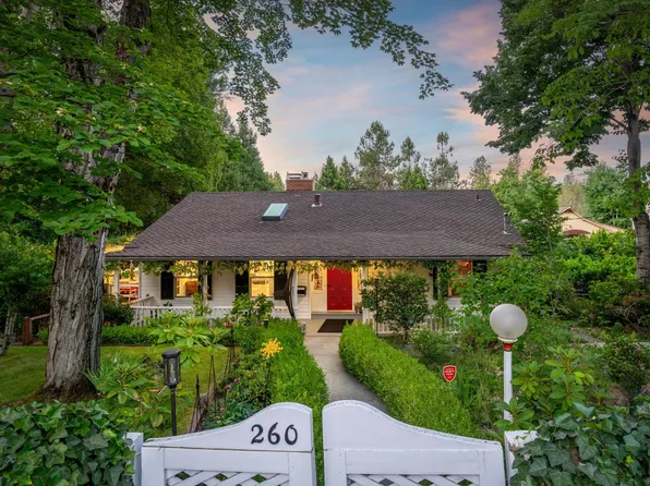260 Boulder St, Nevada City, CA 95959