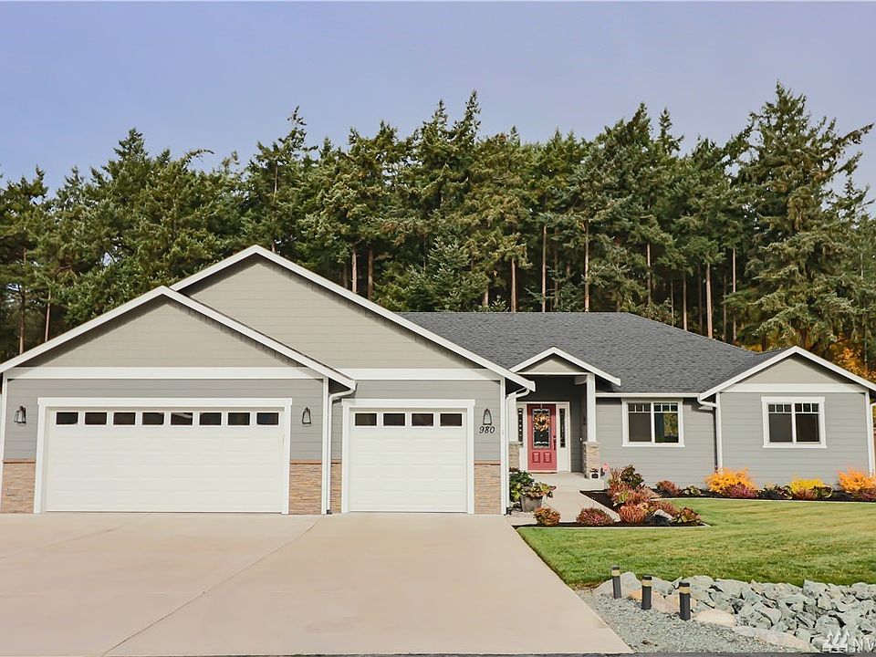 1st image of 980 Walker Heights Pl
