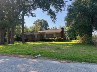 415 Myrtlewood Ave, Chickasaw, AL 36611