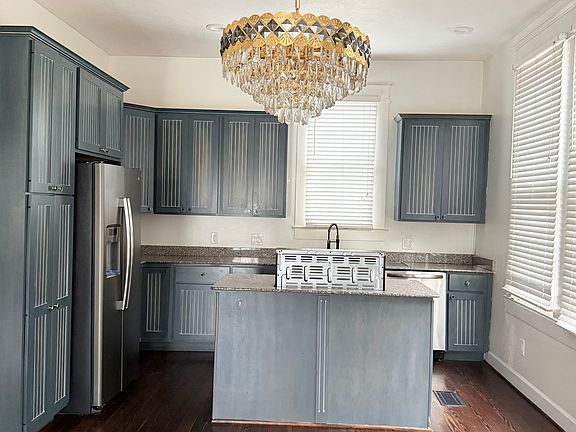 3rd image of 606 W Drew St #606A