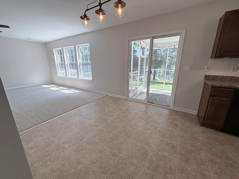 1026 Village Green Ln — Photo 25